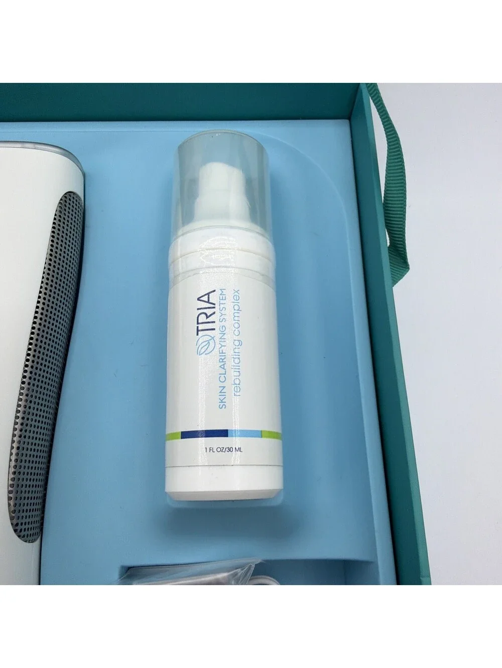 Tria Beauty - Skin Clarifying System Kit…Clean Skin/Acne…Handheld Device